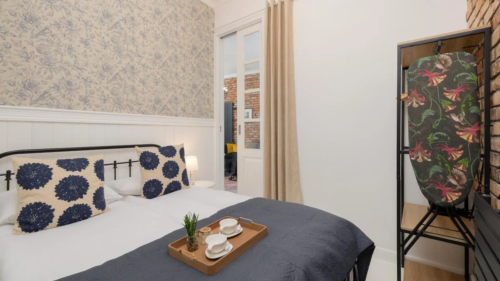 Cosy Apartments With Air Conditioning By Noclegi Renters Krakow Poland