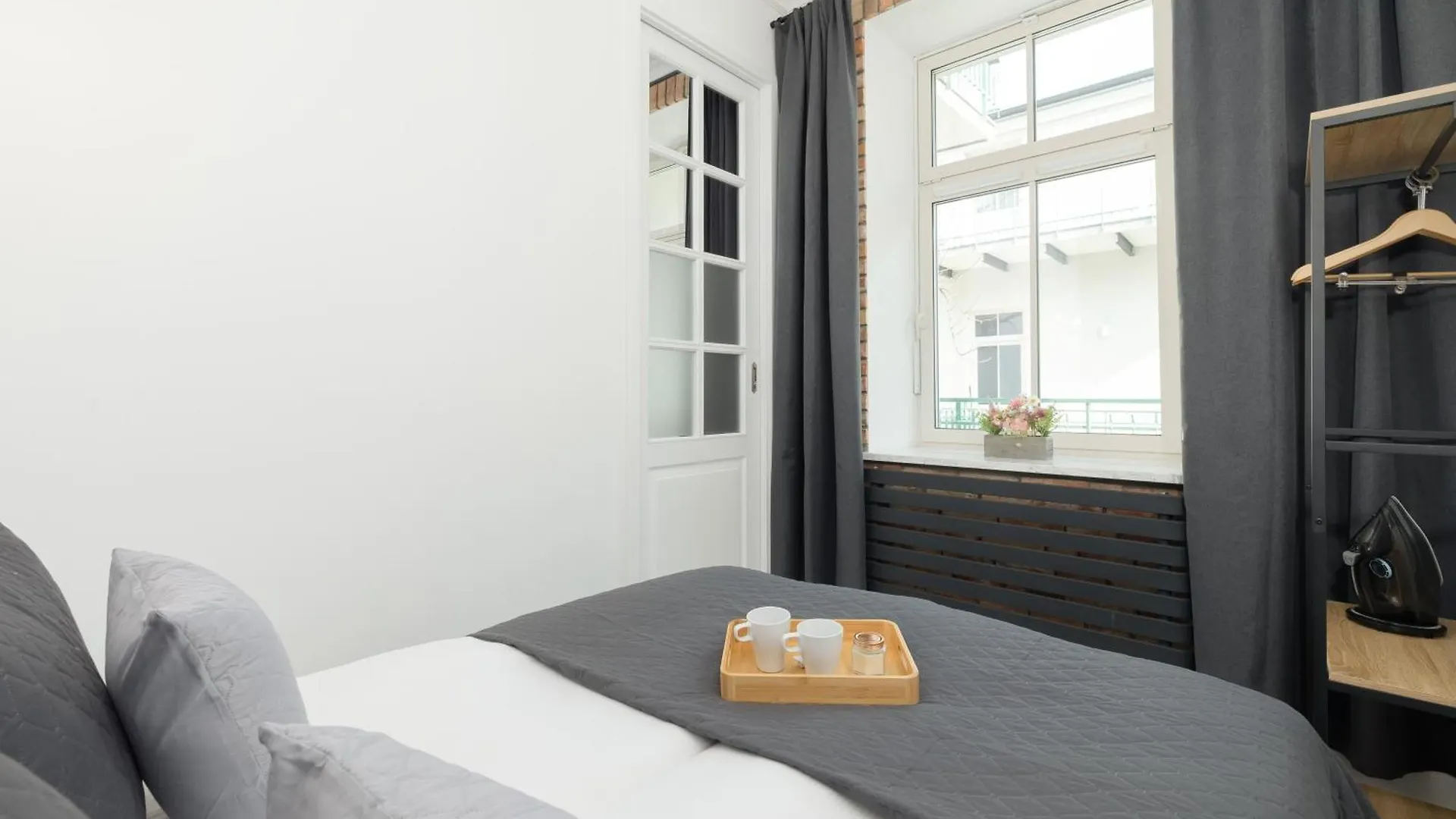 Cosy Apartments With Air Conditioning By Noclegi Renters Krakow